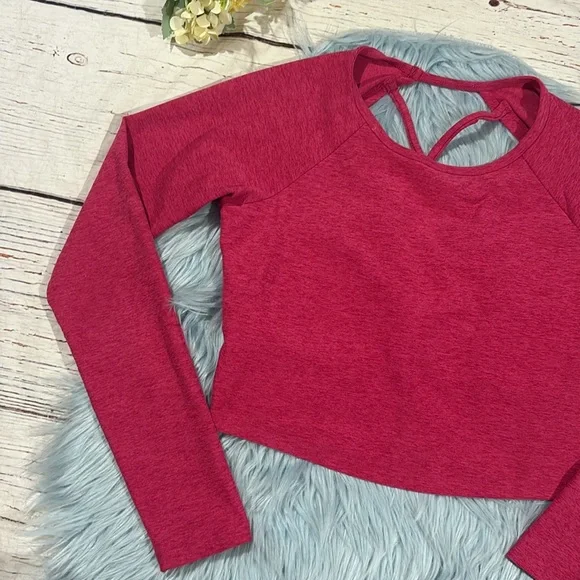 Beyond Yoga Spacedye Enlighten Cropped Pullover Top in Cranberry Heather - Picture 3 of 9